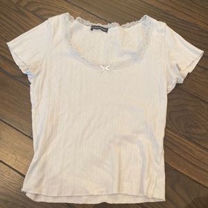 Brandy Melville lace top